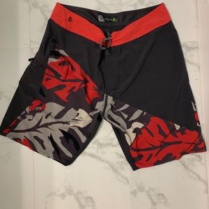 Men’s Volcom board shorts